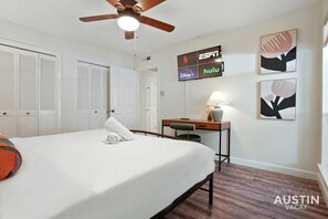 1 bedroom, desk, iron/ironing board, free WiFi