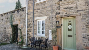 Tempat makan outdoor