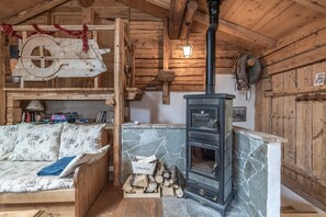 Interior - Chalet "Beaufortain La Pachna" in Hauteluce with Garden and Parking (Hauteluce)