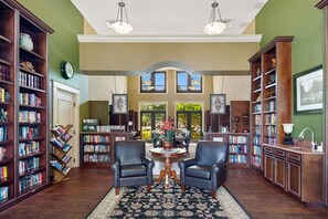 Condo (8209 Bibiana Way 403) | Exterior - 8209 Bibiana Way 403 (Fort Myers)