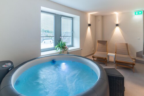 Luxury Family Holiday Home With Wellness