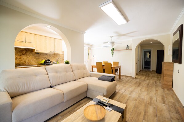 Fernseher, Kamin, Videospiele