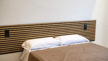 6 slaapkamers, een strijkplank/strijkijzer, gratis wifi, beddengoed