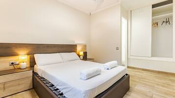 6 slaapkamers, een strijkplank/strijkijzer, gratis wifi, beddengoed