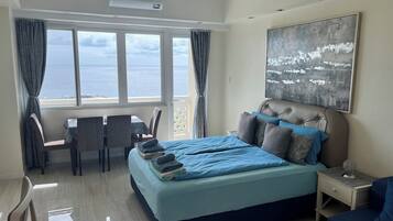 1 bedroom, in-room safe, desk, laptop workspace