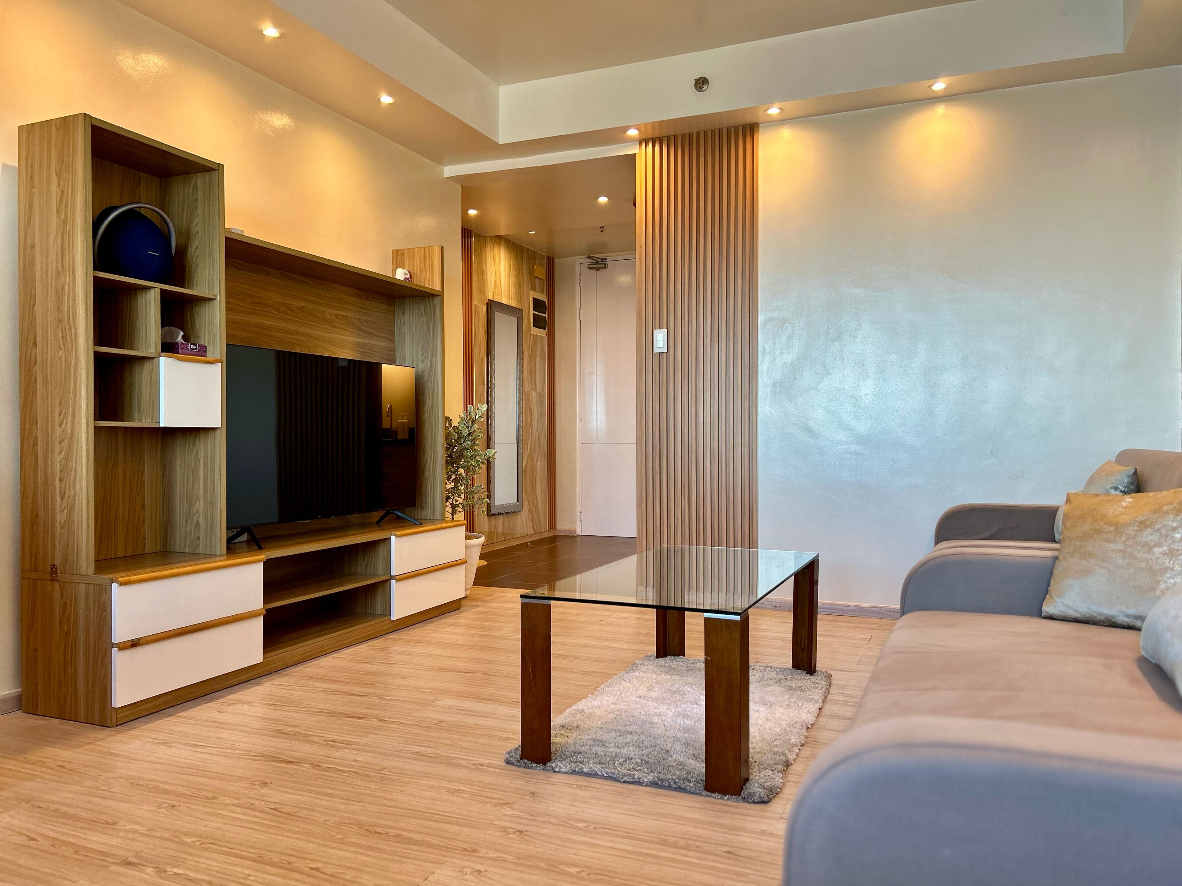 Family Apartment, Balcony, Ocean View | 1 bedroom, down comforters, in-room safe, desk