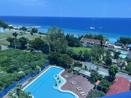 3 outdoor pools