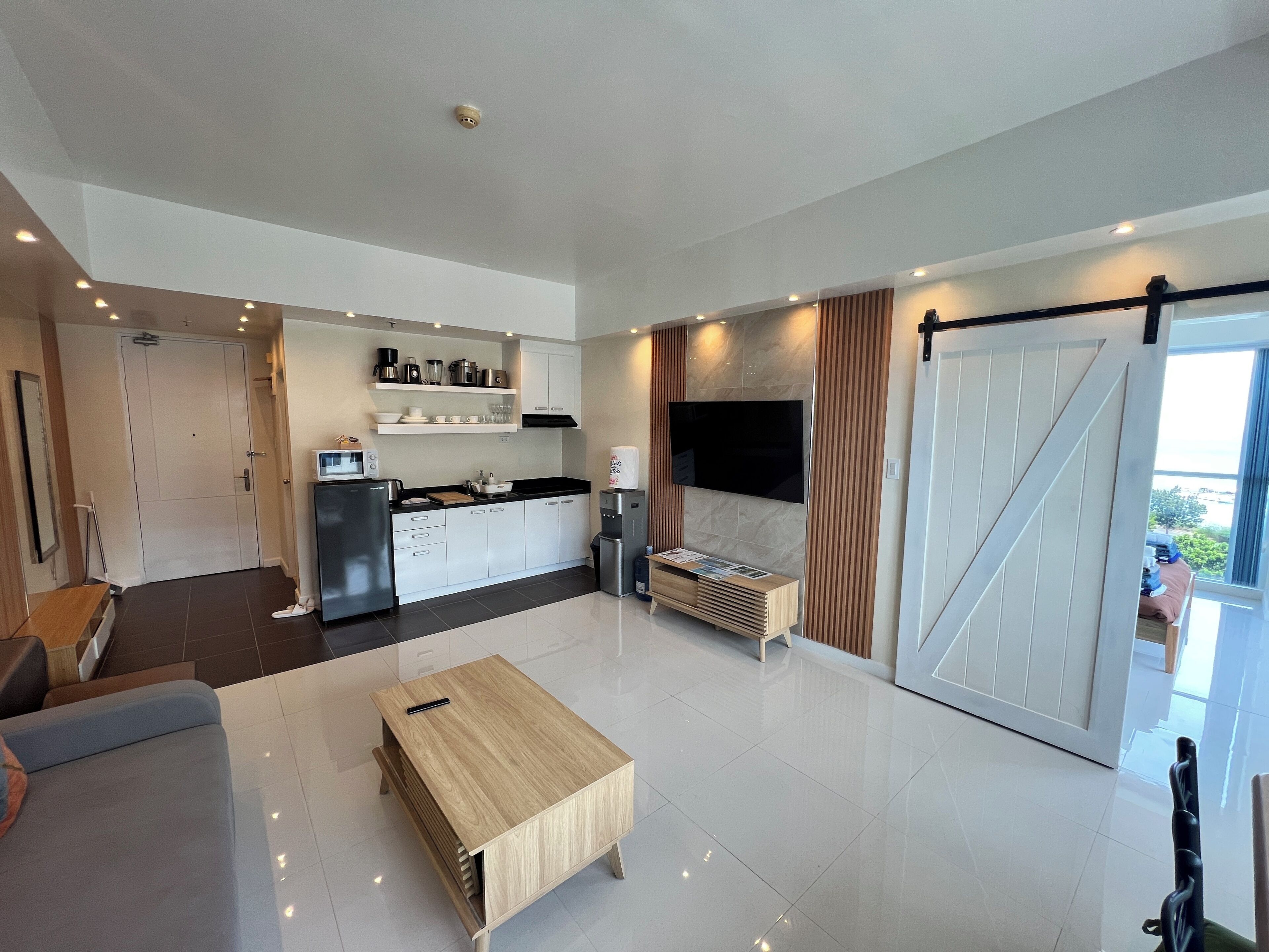 Signature Apartment, Ensuite | 1 bedroom, down comforters, in-room safe, desk