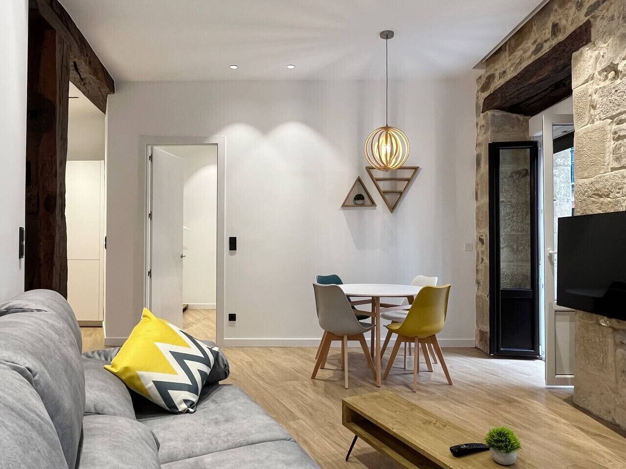 Moderno Apartamento En Pleno Casco Viejo - Bilbao