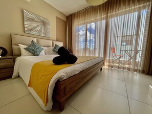 3 bedrooms, internet, bed sheets