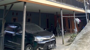 Mặt tiền nơi lưu trú