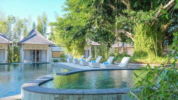 Udendørs pool
