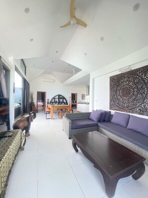 スマートテレビ