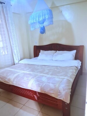 1 bedroom, desk, iron/ironing board, free WiFi
