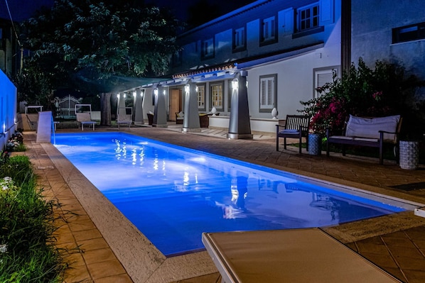 Outdoor pool - Villa Mancuso De Gaetani (Capo d'Orlando)