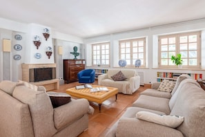 Interior - Villa Mancuso De Gaetani (Capo d'Orlando)