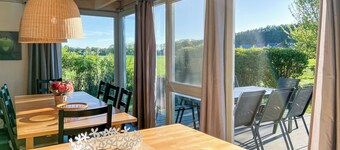 Ferienhaus Wiesengeflüster E5 Gruppenfreundlich in Randlage mit Fasssauna