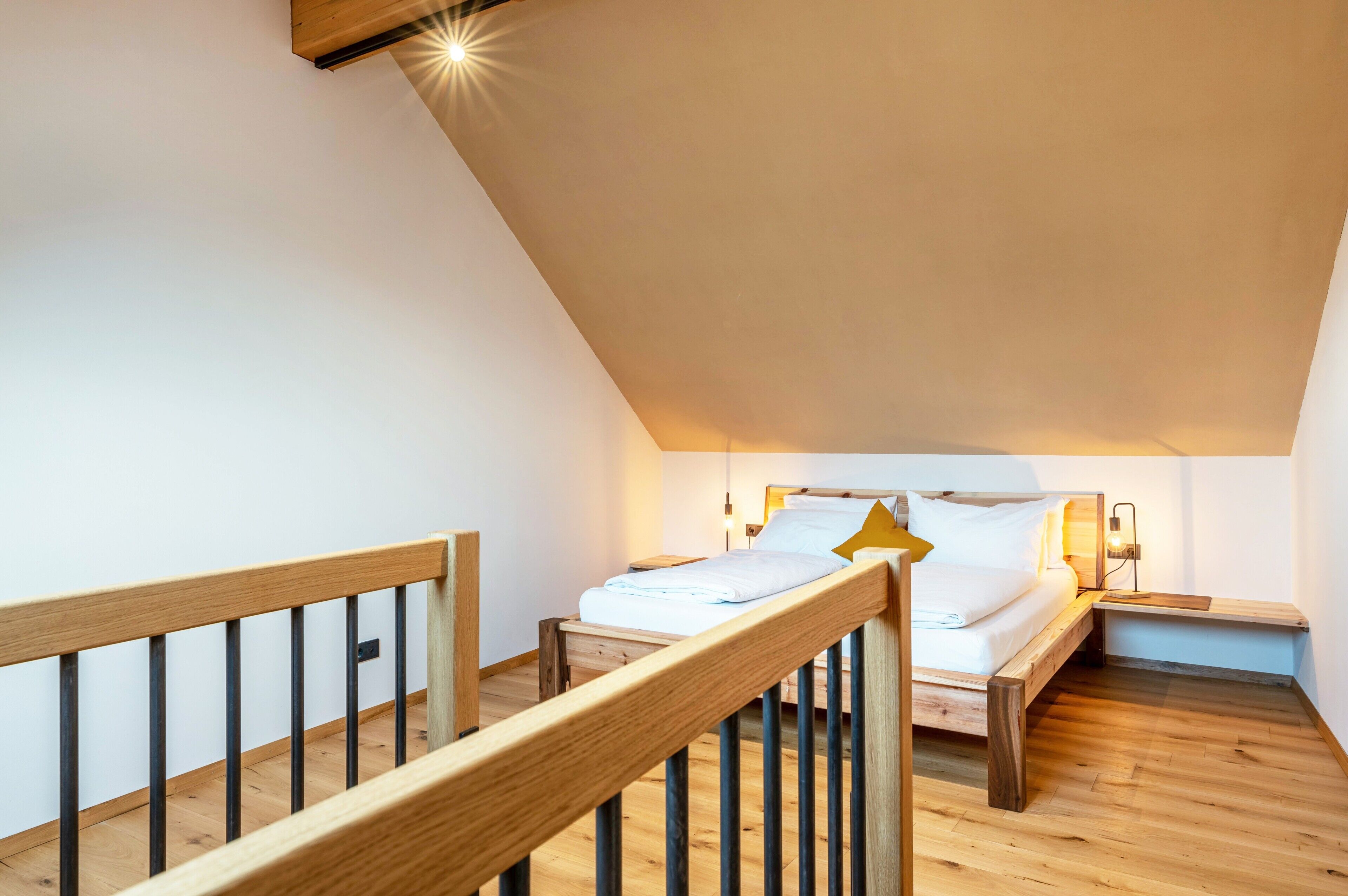 1 室のベッドルーム、WiFi (無料)、ベッドシーツ