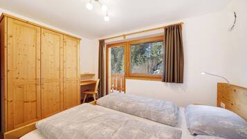 2 bedrooms, free WiFi, bed sheets