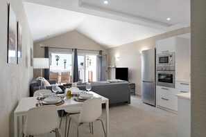 Interior - Vacation Apartment 'Playa Flamingo 19' with Sea View, Shared Pool and Private Terrace (Playa Blanca)