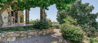 Country House 'Casa Gina' with Sea View, Private Terrace and Wi-Fi