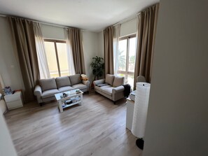 Smart TV, video games