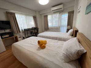 1 bedroom, desk, iron/ironing board, free WiFi