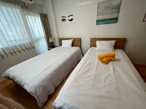 1 bedroom, desk, iron/ironing board, free WiFi