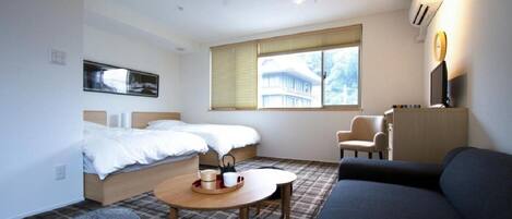 1 bedroom, desk, free WiFi, bed sheets