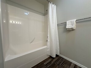 Hair dryer, towels - Inviting Family Retreat w/Hot Tub in Driggs (Driggs)