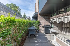 Outdoor dining - Ferienwohnung Meerzeit in Husum für bis zu 2 Personen (Husum)