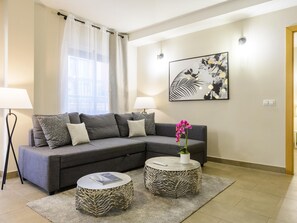 TV - Central apartment, sophisticated decor, 3 bedrooms in Valencia (Valencia)