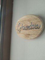 Habitación | Wifi gratis y ropa de cama