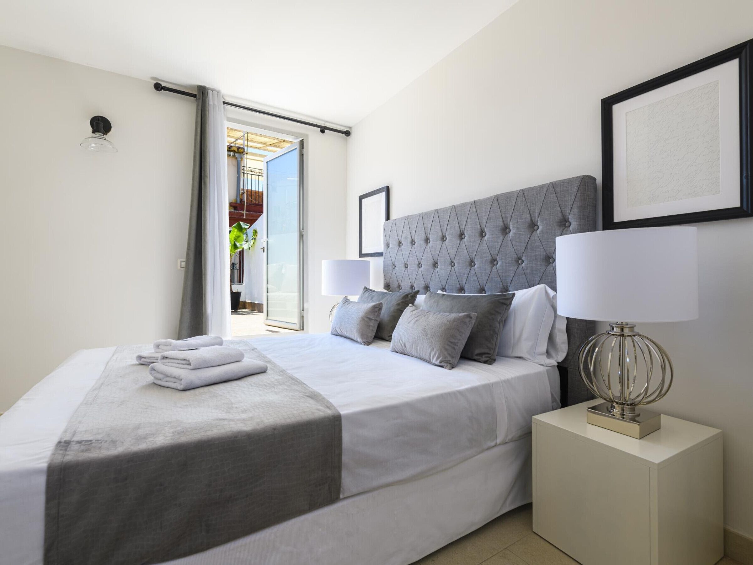 2 habitaciones, wifi gratis y ropa de cama 