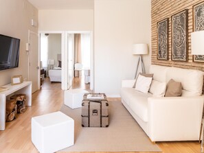 2 bedrooms, free WiFi, bed sheets - Elegant Apartment in Ruzafa, Valencia (Valencia)