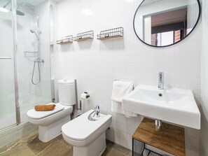 Hair dryer, towels - Central Apartment in Valencia Historic Center (Valencia)