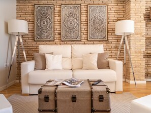 TV - Modern apartment in Ruzafa, Valencia (Valencia)