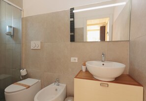 Bathroom - La Cà Fiera 11G. (Bologna)