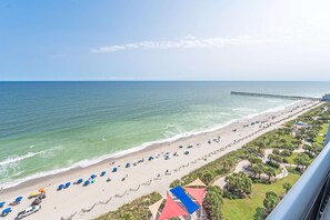 Beach nearby - Amaze 18th floor Direct Ocean front Views & Pools (Myrtle Beach)