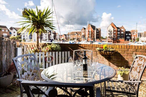 Captain's View - soak up the marina life