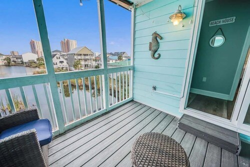 Newest Sea Lakes 2nd Floor Condo at Cherry Grove!