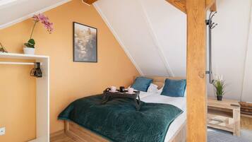 1 chambre, bureau, fer et planche Ă repasser, lit parapluie