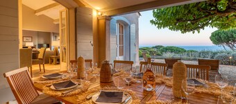 Villa Chasse Spleen • 180° Sea View ⎮ Heated Pool ⎮ Gigaro Beach 5min