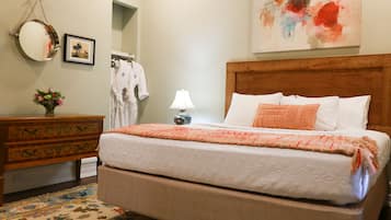 1 bedroom, desk, iron/ironing board, WiFi