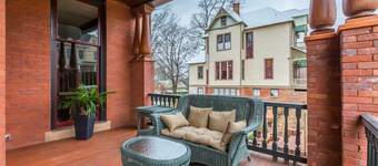 King Loft Suite in Boutique Inn