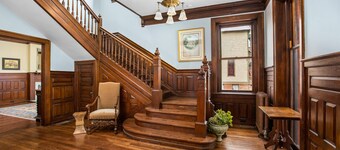 King Loft Suite in Boutique Inn