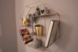 Interior detail - Near A1 Motorway - Free Parking (Newcastle upon Tyne)