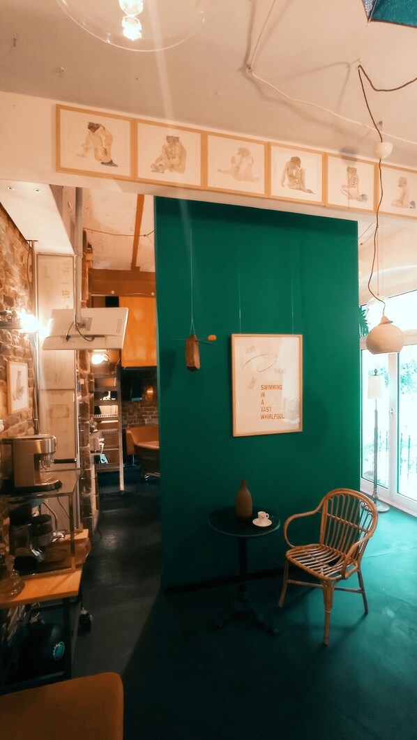 Interior - Tastefully furnished loft in the center of DD / Apartment ID 006-2-0019198-23 (Düsseldorf)