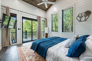 4 Schlafzimmer, Bügeleisen/Bügelbrett, Reisekinderbett, kostenloses WLAN