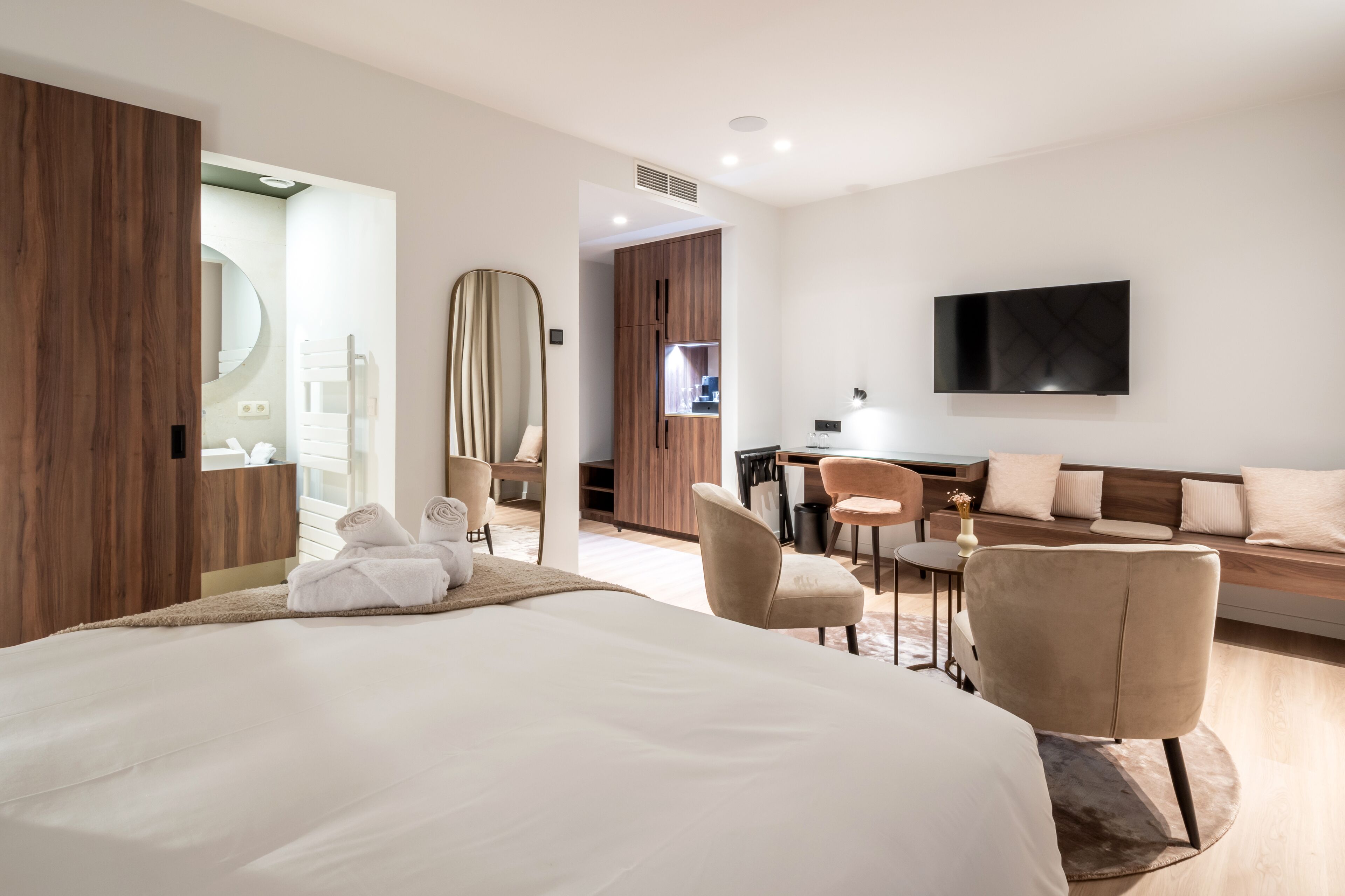 Photo - ONE TWO FOUR - Hotel & Spa